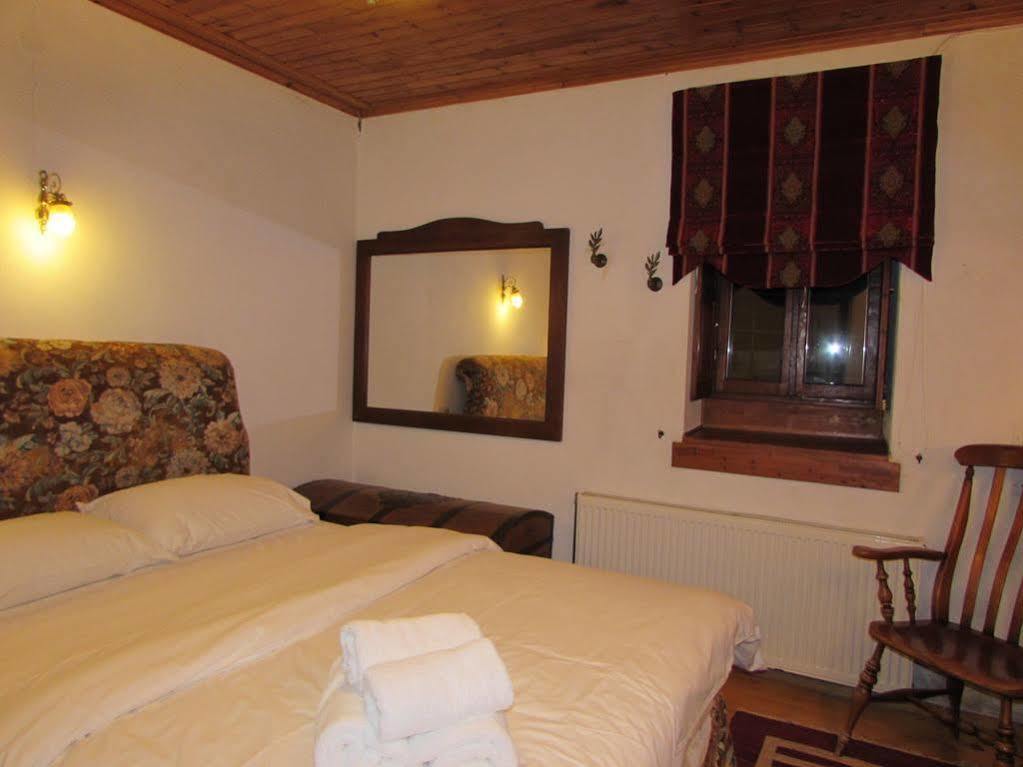 Traditional Rooms Karaouli Papigko Exterior photo